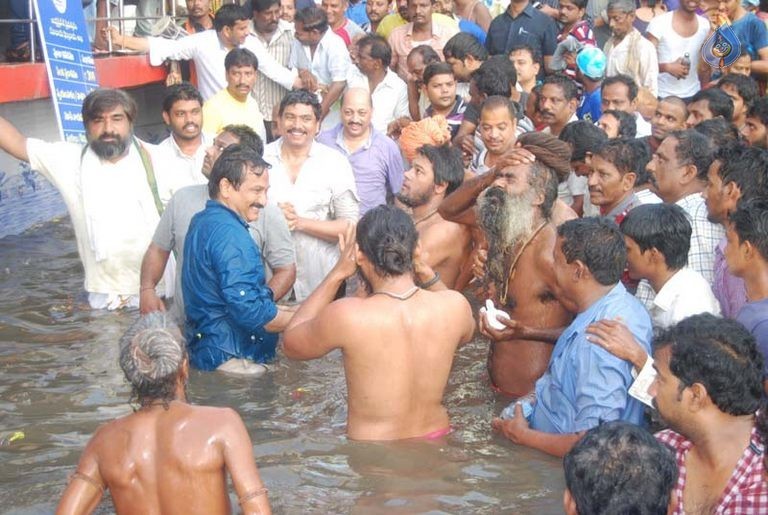 AP Godavari Pushkaralu 2015 Photos - 69 / 74 photos