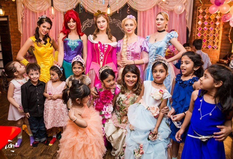 Ariaana and Viviana Birthday Event Photos - 32 / 32 photos