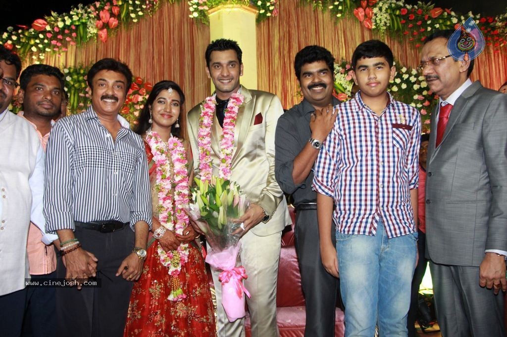 Arulnidhi - Keerthana Wedding Reception Stills - 24 / 46 photos