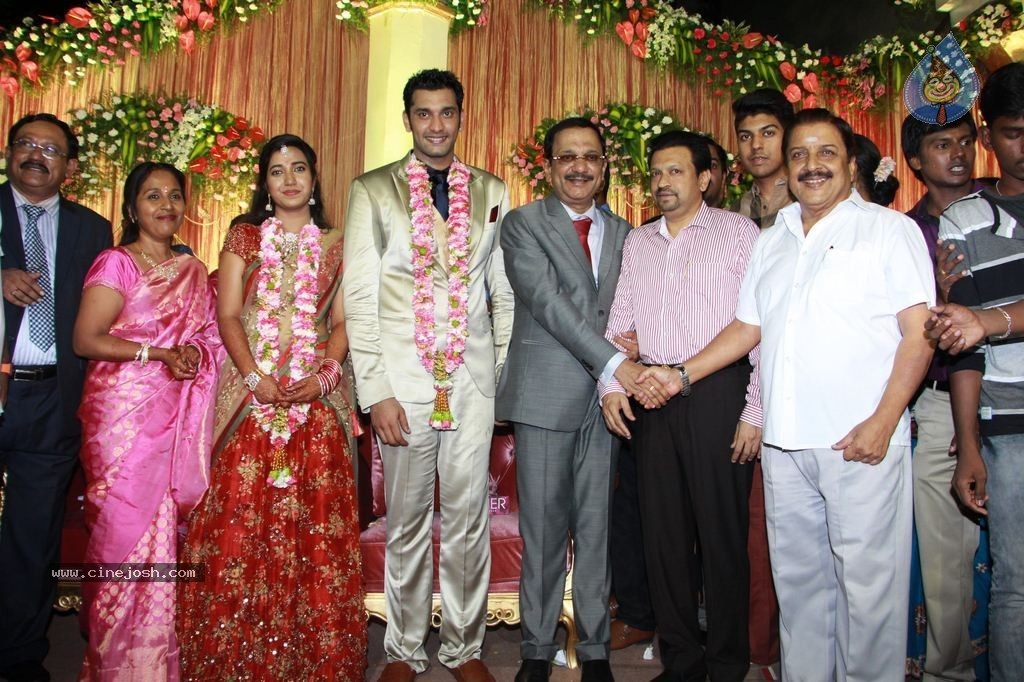 Arulnidhi - Keerthana Wedding Reception Stills - 26 / 46 photos