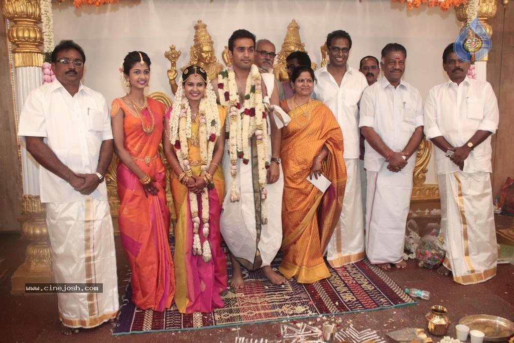 Arun Pandian Daughter Wedding n Reception  - 70 / 152 photos