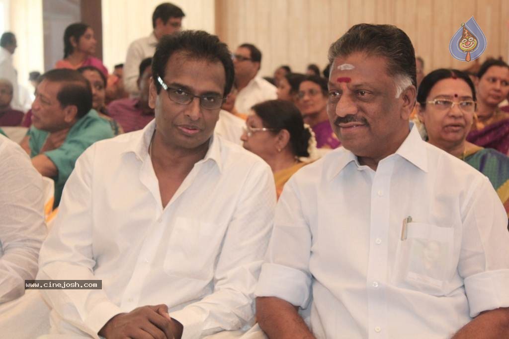 Arun Pandian Daughter Wedding n Reception  - 76 / 152 photos