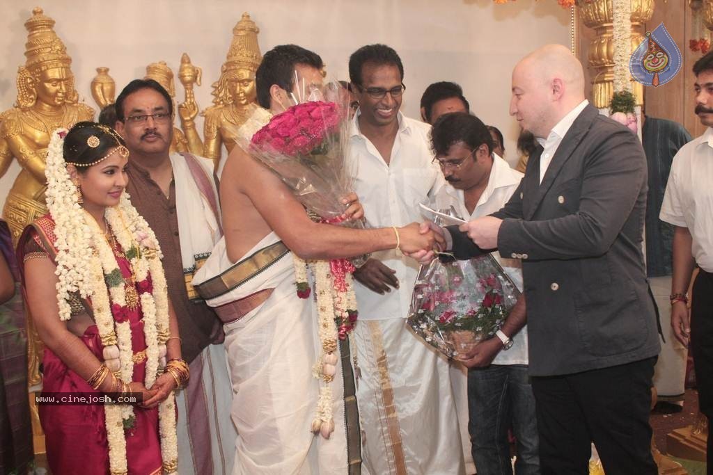 Arun Pandian Daughter Wedding n Reception  - 122 / 152 photos