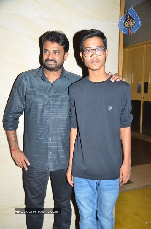 Arya and Sayesha Reception Photos - 4 / 21 photos