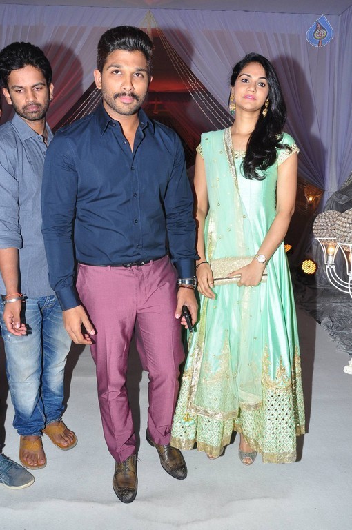 Aswini Dutt Daughter Wedding Reception 1 - 40 / 110 photos