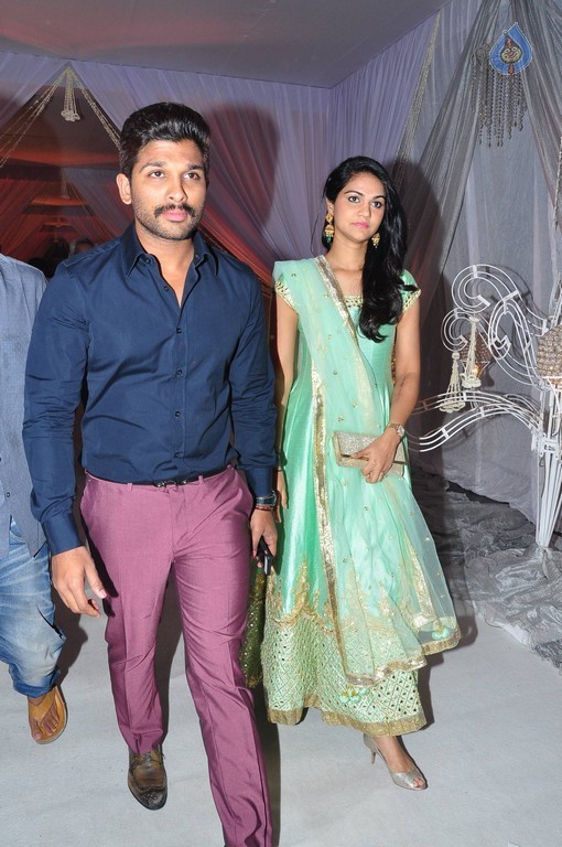 Aswini Dutt Daughter Wedding Reception 1 - 88 / 110 photos