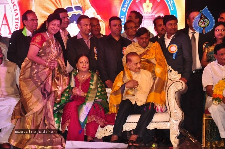 ATA and TATA Krishna Lifetime Achievement Award - 26 / 30 photos