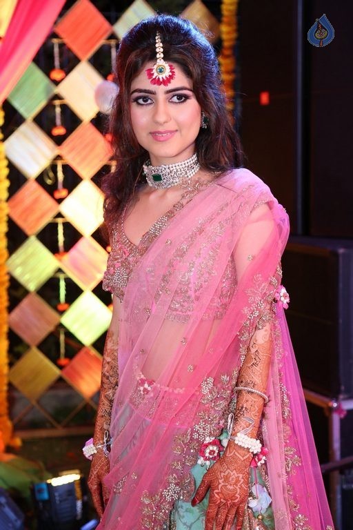 Avinash and Aayna Sufi Ceremony Photos - 51 / 81 photos