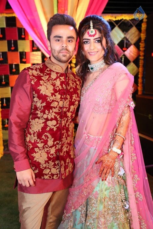 Avinash and Aayna Sufi Ceremony Photos - 59 / 81 photos