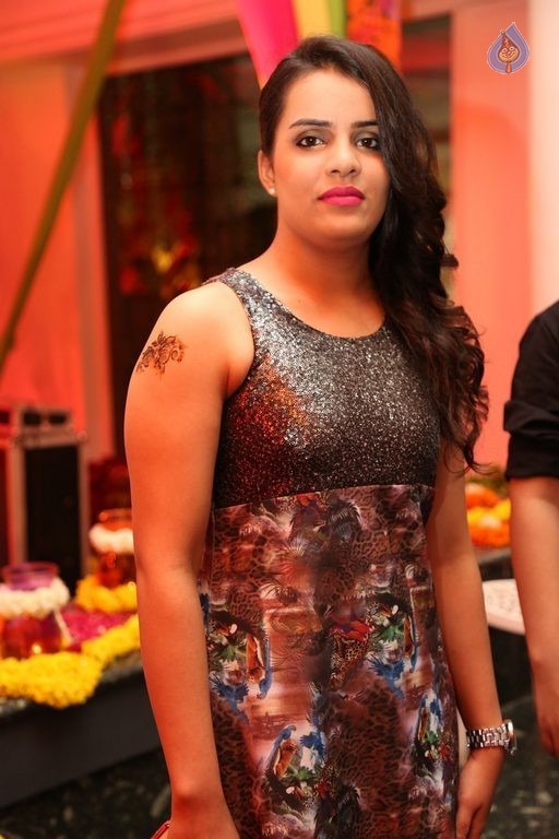 Avinash and Aayna Sufi Ceremony Photos - 62 / 81 photos