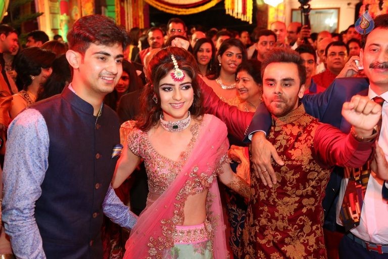 Avinash and Aayna Sufi Ceremony Photos - 70 / 81 photos