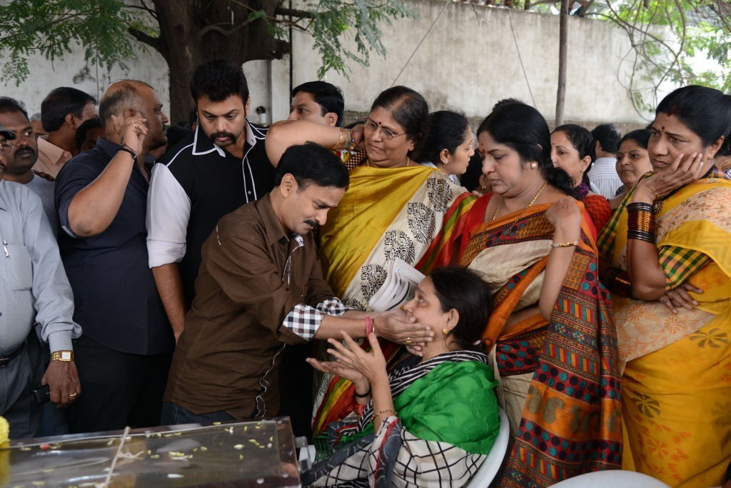 AVS Condolences Photos 01 - 43 / 214 photos