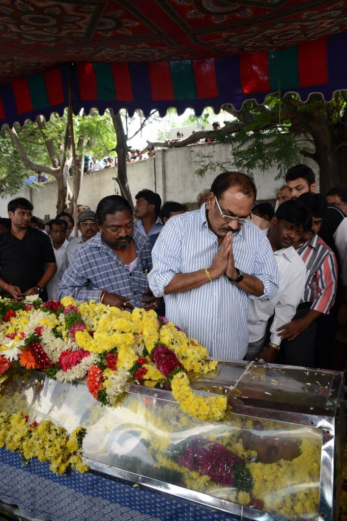 AVS Condolences Photos 01 - 47 / 214 photos