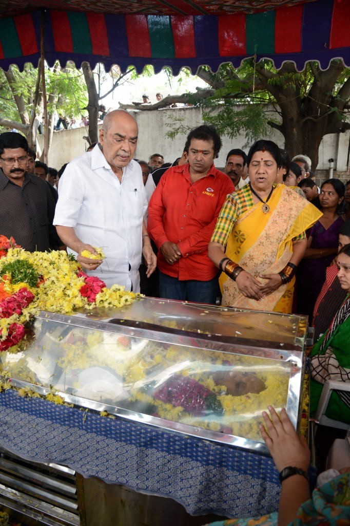 AVS Condolences Photos 01 - 57 / 214 photos