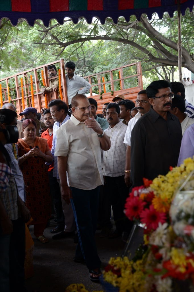 AVS Condolences Photos 01 - 99 / 214 photos