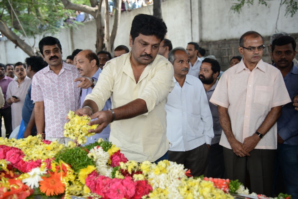 AVS Condolences Photos 01 - 109 / 214 photos