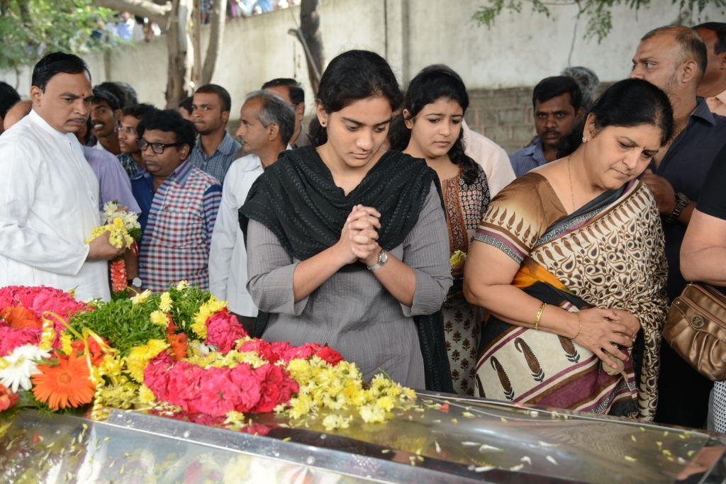 AVS Condolences Photos 01 - 120 / 214 photos