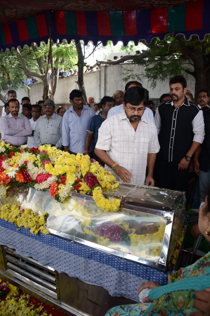 AVS Condolences Photos 01 - 129 / 214 photos