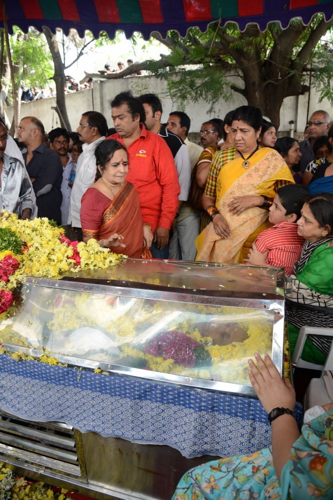 AVS Condolences Photos 01 - 138 / 214 photos