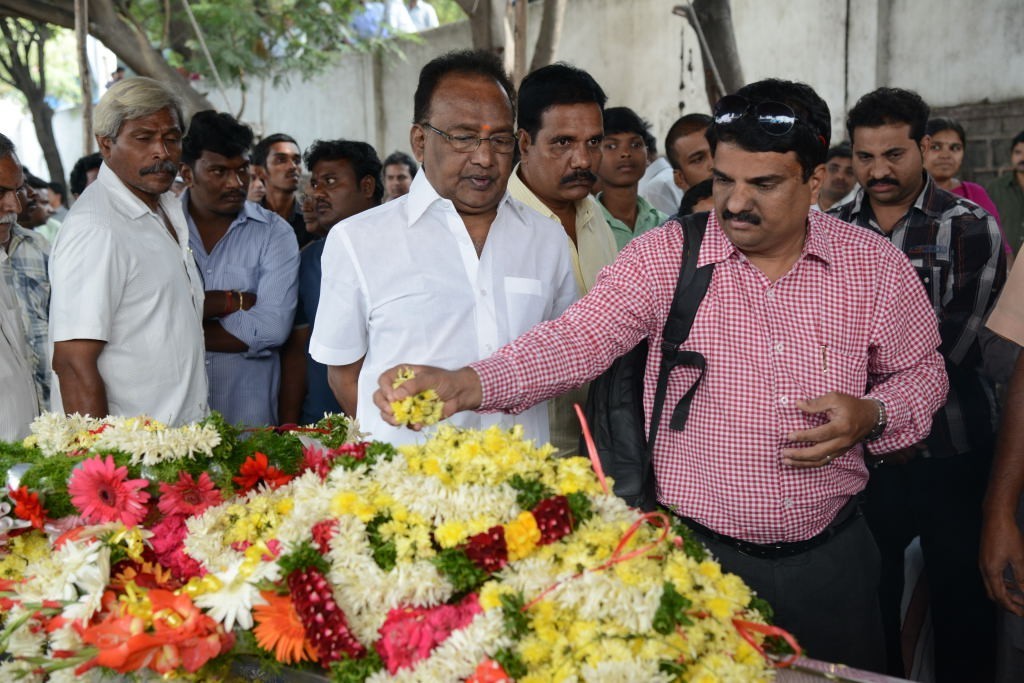 AVS Condolences Photos 01 - 140 / 214 photos