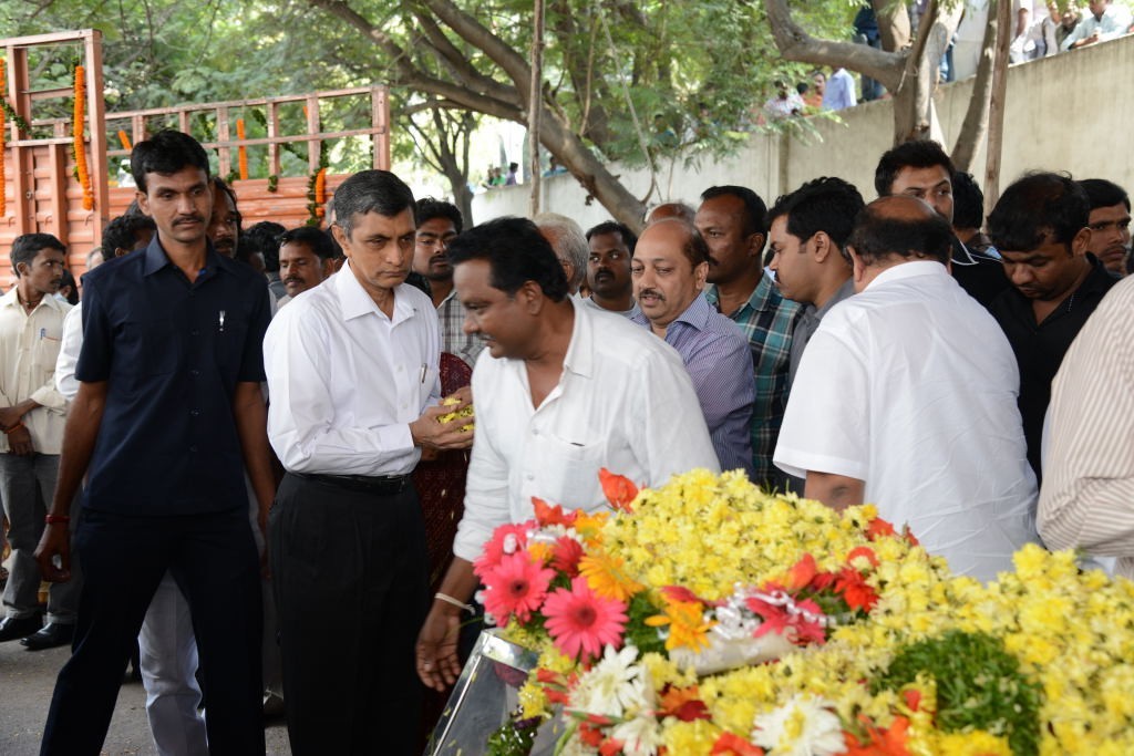 AVS Condolences Photos 01 - 170 / 214 photos