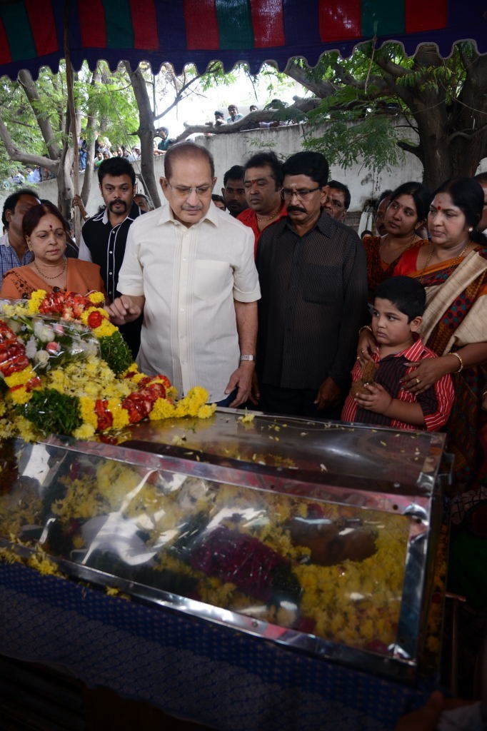 AVS Condolences Photos 01 - 194 / 214 photos