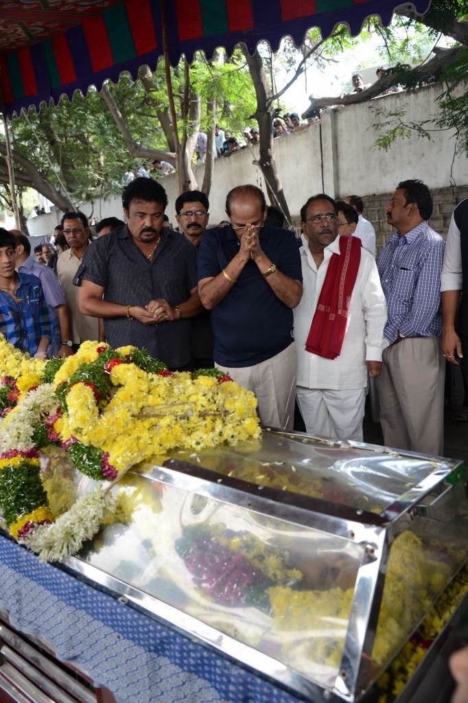 AVS Condolences Photos 02 - 8 / 214 photos