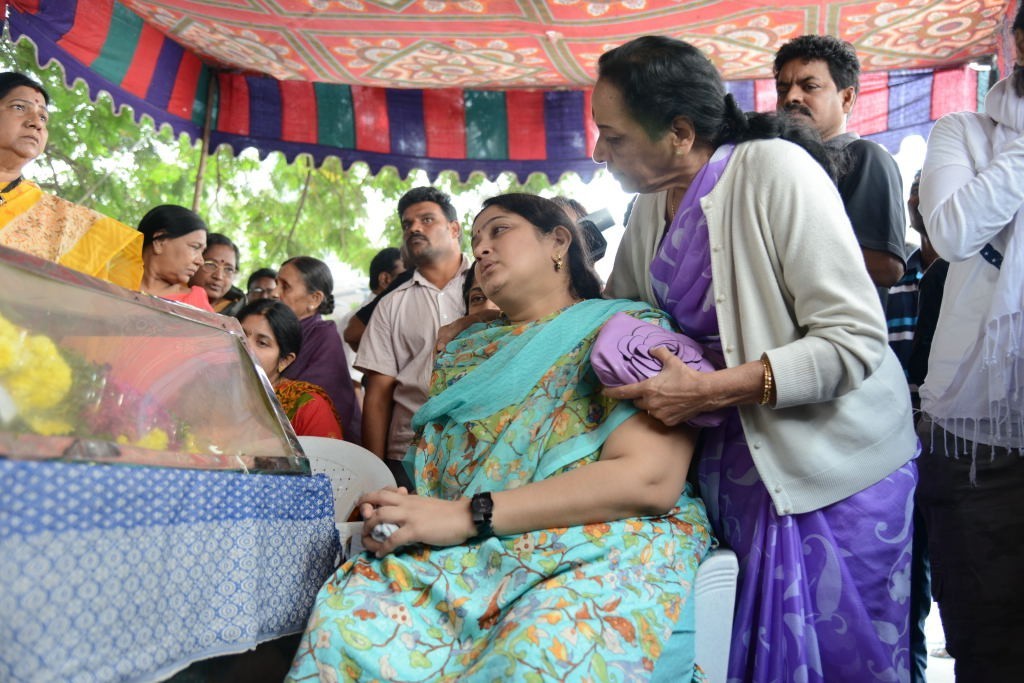 AVS Condolences Photos 02 - 15 / 214 photos