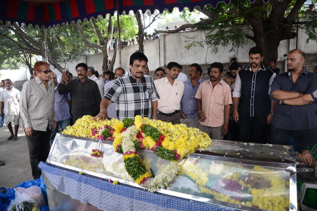 AVS Condolences Photos 02 - 17 / 214 photos