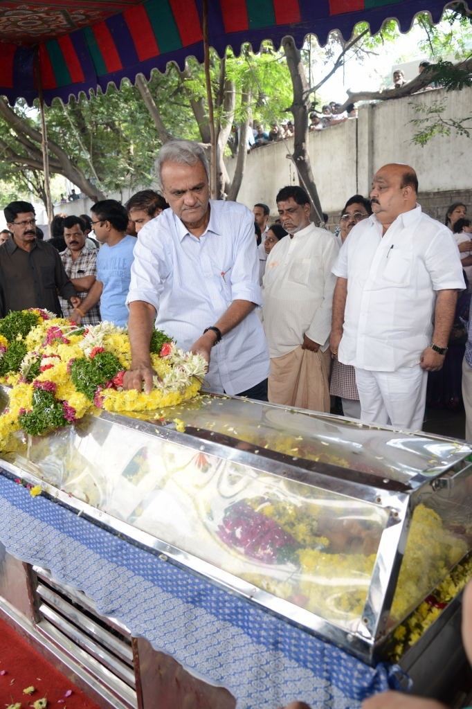 AVS Condolences Photos 02 - 21 / 214 photos