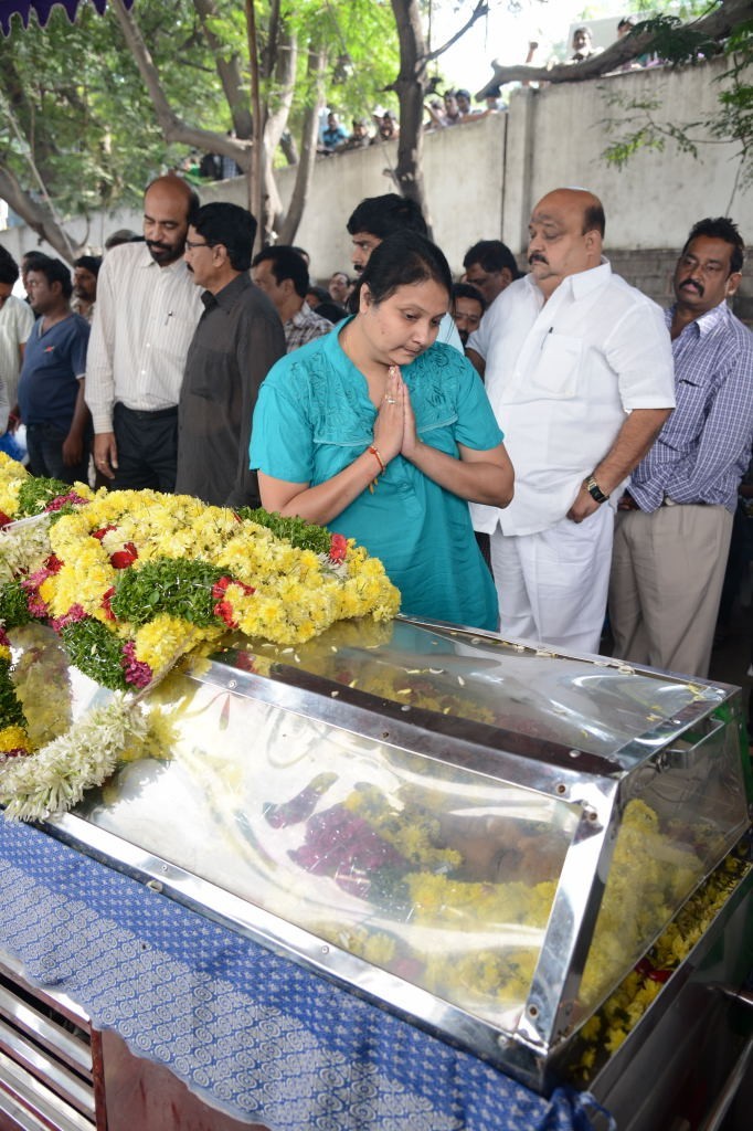 AVS Condolences Photos 02 - 43 / 214 photos