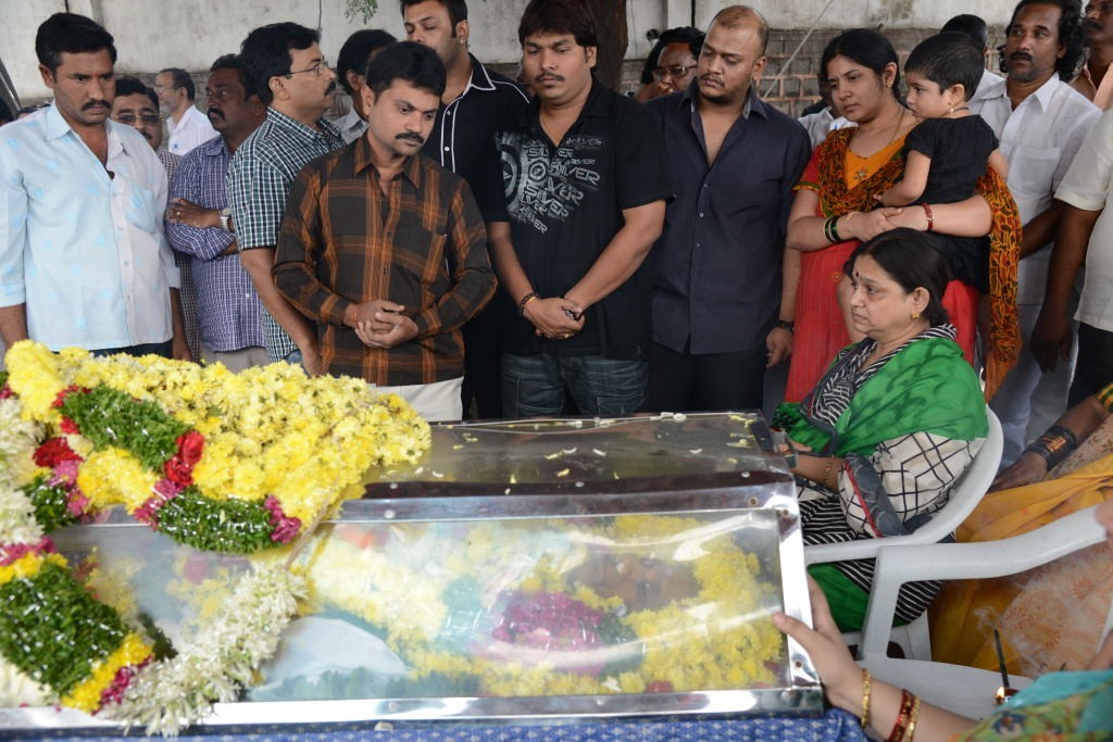 AVS Condolences Photos 02 - 56 / 214 photos