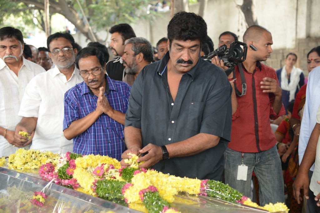 AVS Condolences Photos 02 - 72 / 214 photos