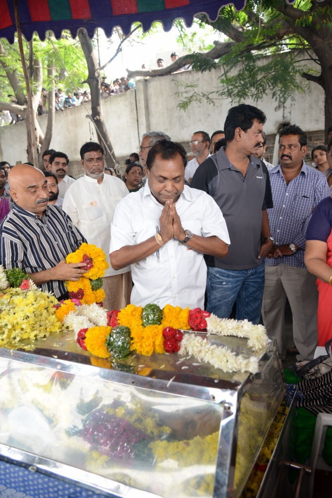 AVS Condolences Photos 02 - 79 / 214 photos