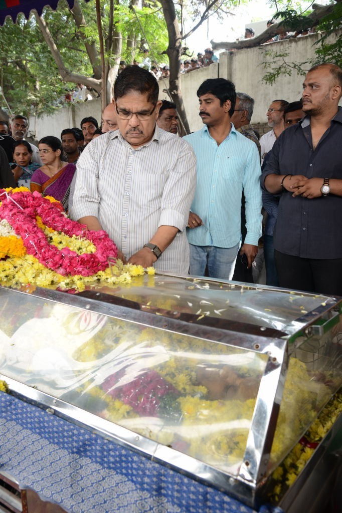 AVS Condolences Photos 02 - 82 / 214 photos