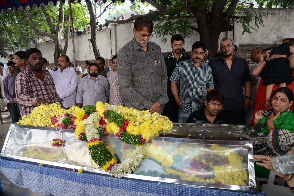 AVS Condolences Photos 02 - 83 / 214 photos