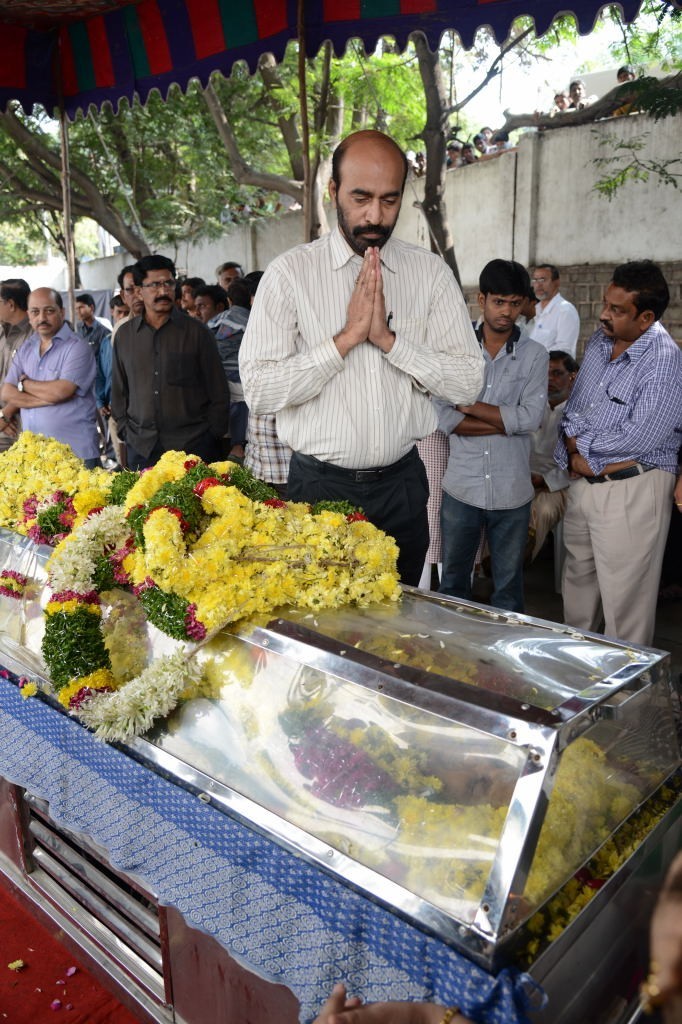 AVS Condolences Photos 02 - 91 / 214 photos