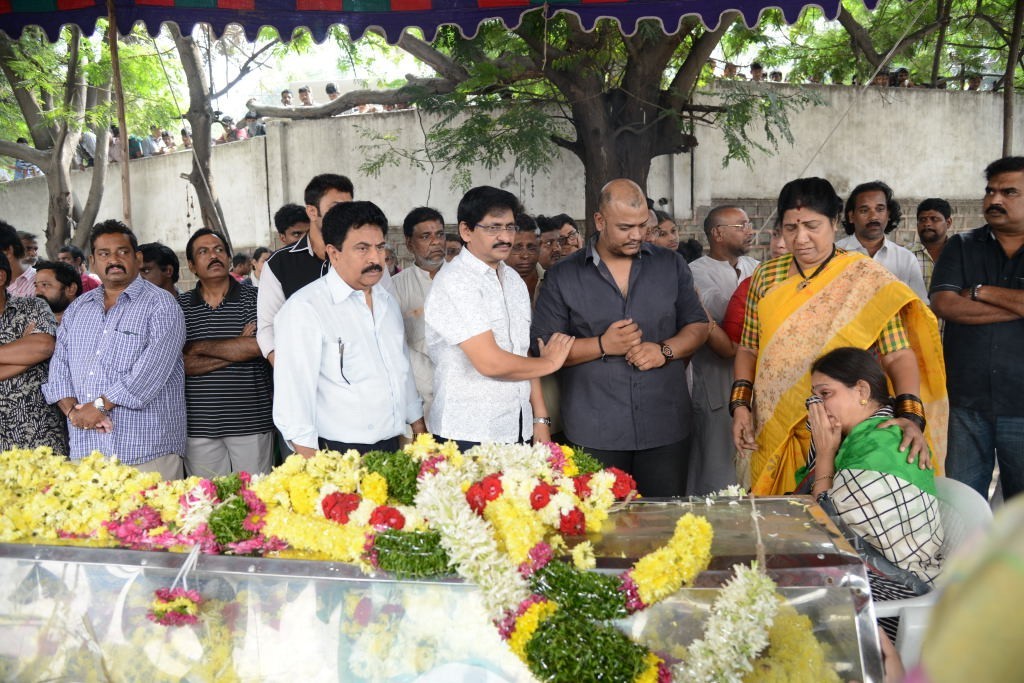 AVS Condolences Photos 02 - 93 / 214 photos