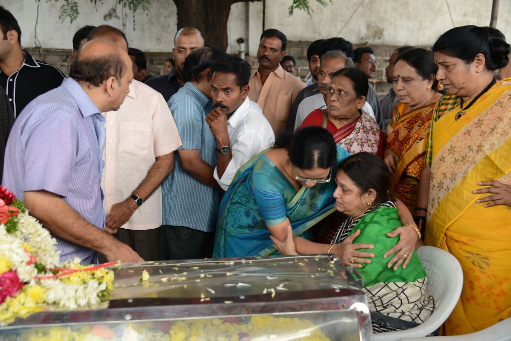 AVS Condolences Photos 02 - 94 / 214 photos