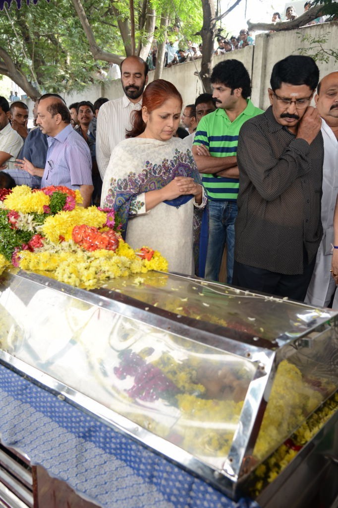 AVS Condolences Photos 02 - 103 / 214 photos