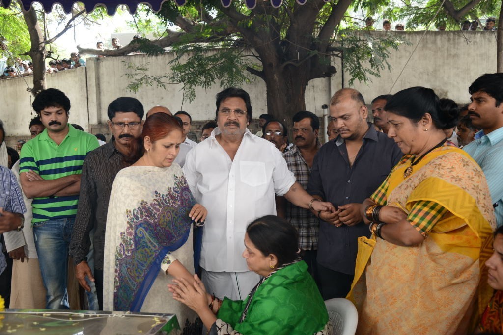 AVS Condolences Photos 02 - 107 / 214 photos