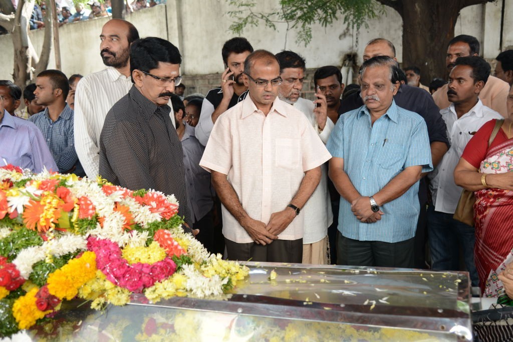 AVS Condolences Photos 02 - 108 / 214 photos