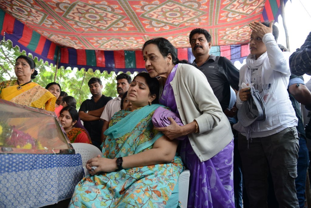 AVS Condolences Photos 02 - 116 / 214 photos