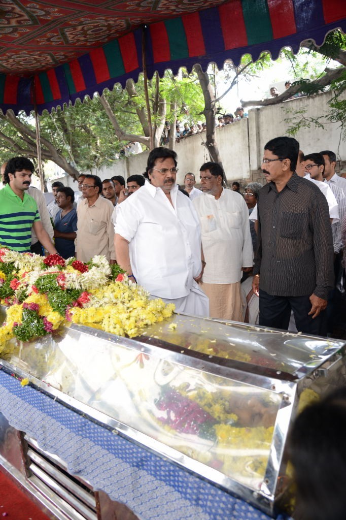 AVS Condolences Photos 02 - 123 / 214 photos