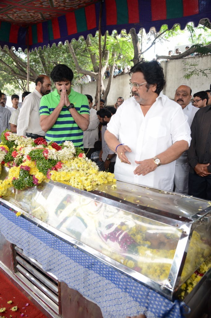 AVS Condolences Photos 02 - 125 / 214 photos