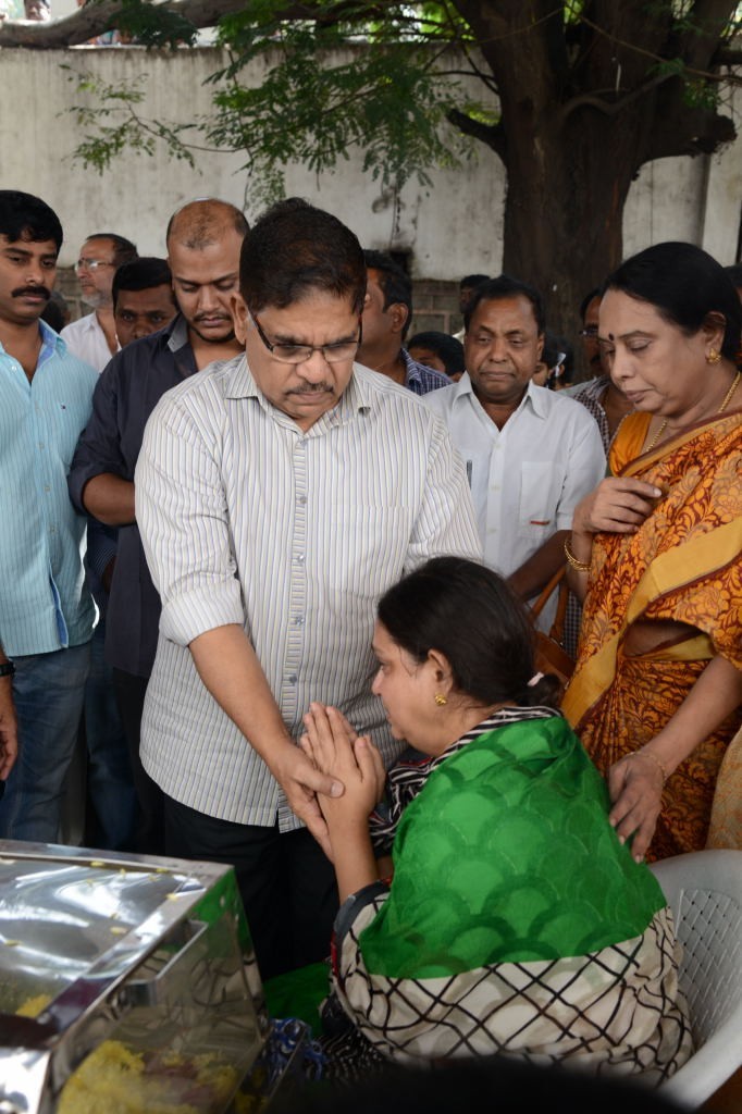 AVS Condolences Photos 02 - 127 / 214 photos