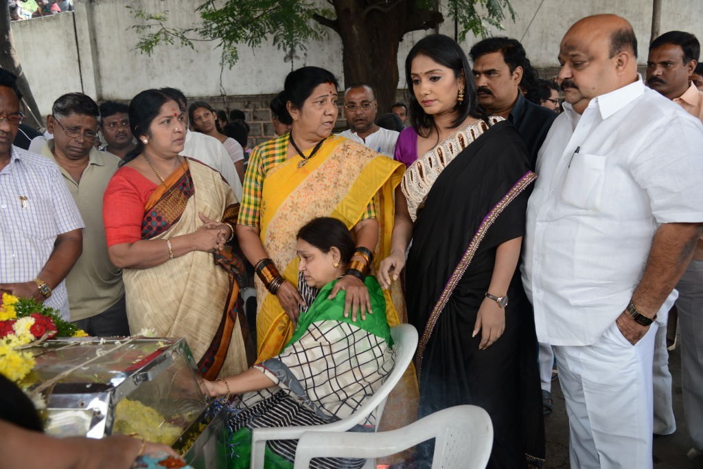 AVS Condolences Photos 02 - 130 / 214 photos