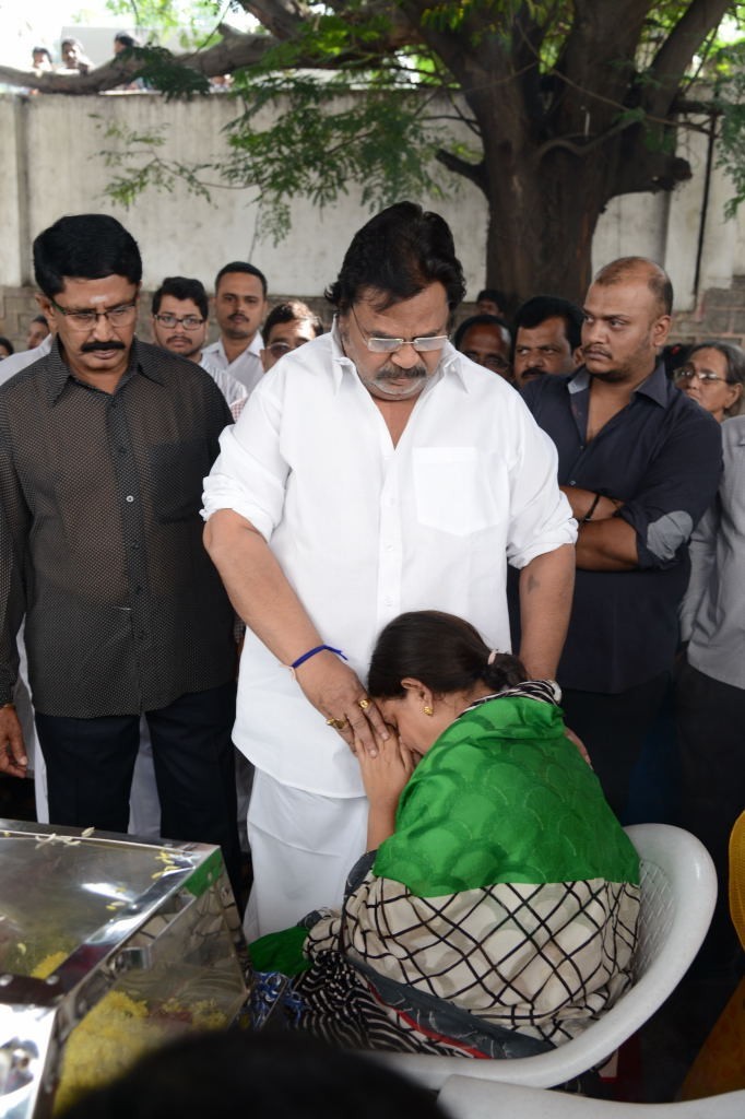 AVS Condolences Photos 02 - 131 / 214 photos