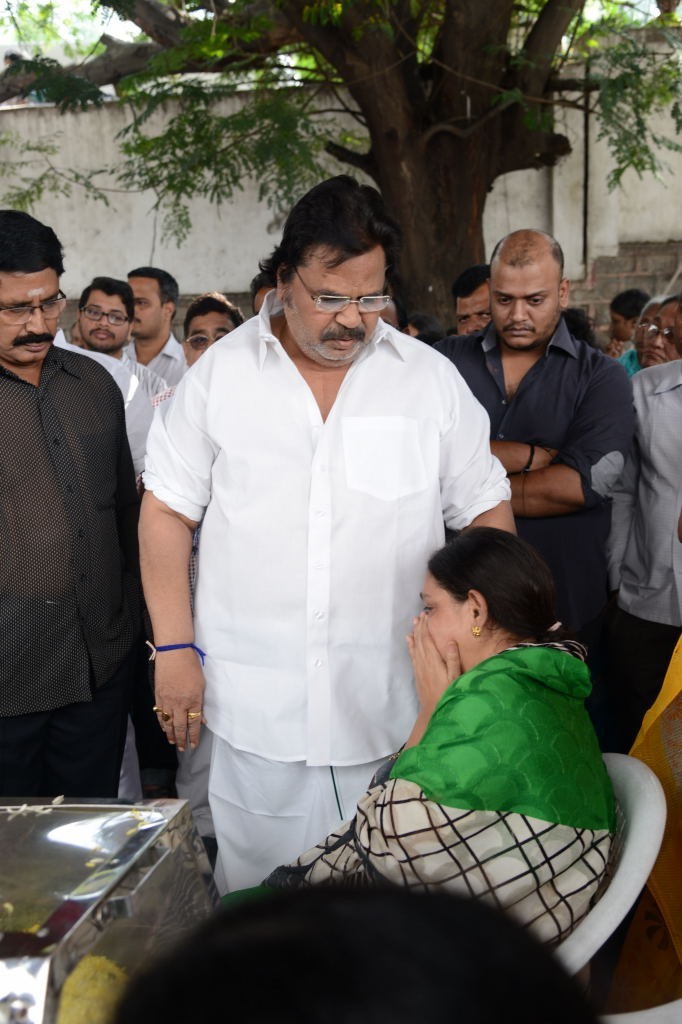 AVS Condolences Photos 02 - 154 / 214 photos