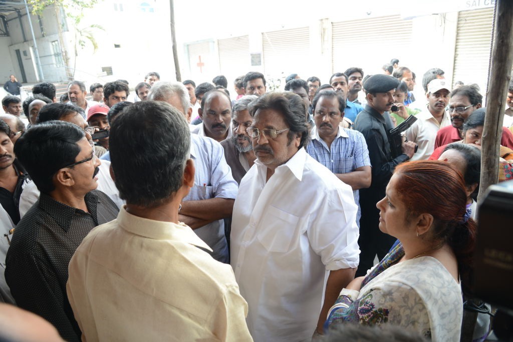 AVS Condolences Photos 02 - 161 / 214 photos